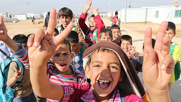 Ürdün Zataari mülteci kampındaki çocuklar Ürdün Zataari mülteci kampındaki çocuklar