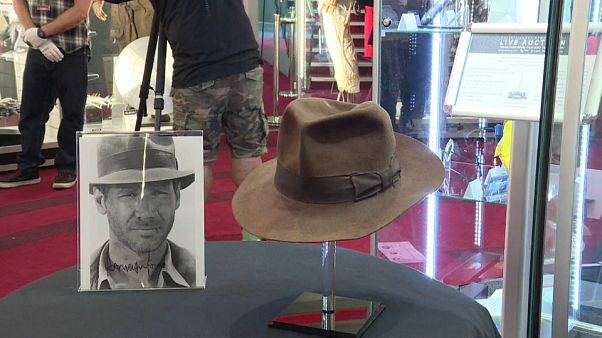 Le chapeau d'Indiana Jones et la veste de Han Solo vendus aux enchères Le chapeau d'Indiana Jones et la veste de Han Solo vendus aux enchères