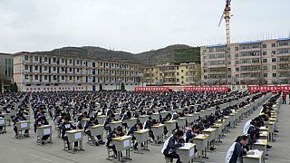 Çin'de özel okullar arttı: Hükümet batılı fikirleri kitaplardan çıkarmaya karar verdi