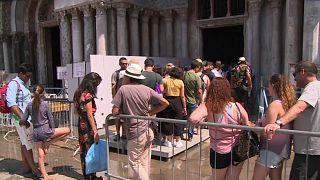 Venedig: Sitzverbot für Touristen?