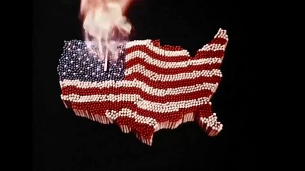 Майкл Мур сравнил Трампа с Гитлером Майкл Мур сравнил Трампа с Гитлером