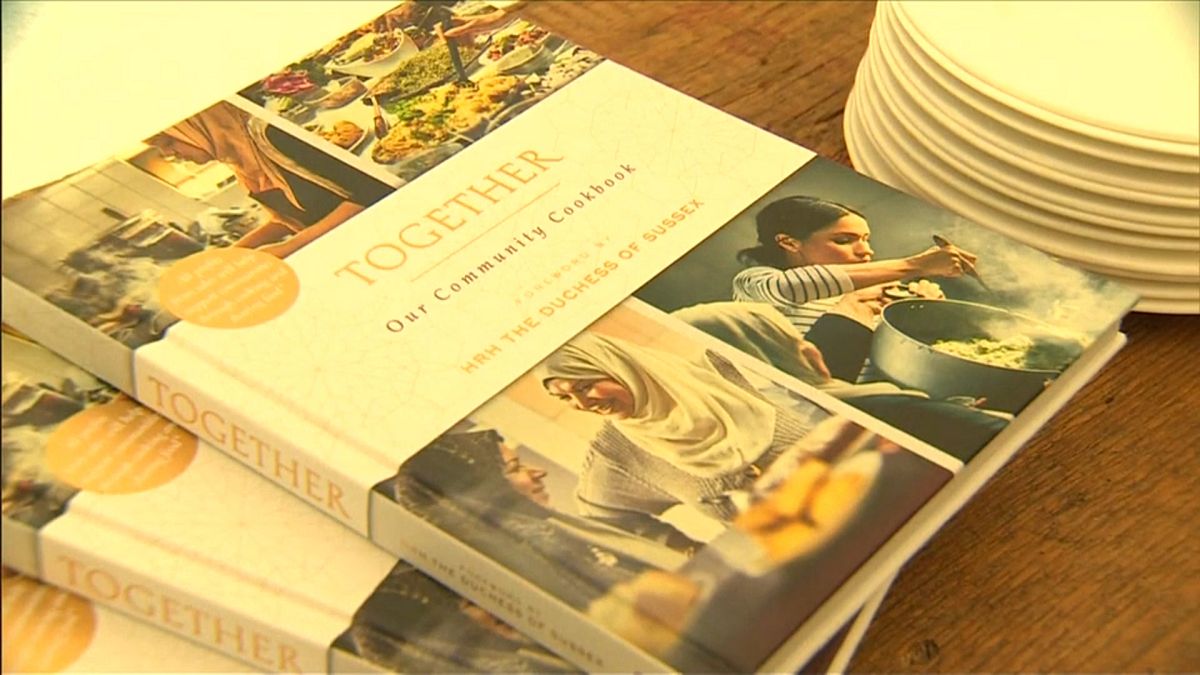 Герцогиня-кулинар: Меган Маркл представила книгу рецептов