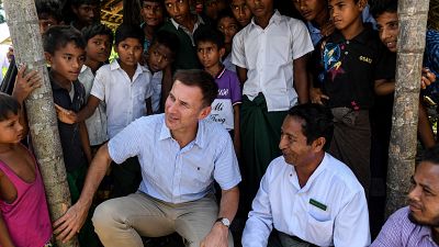 Chefe da Diplomacia britânica lança avisos ao Myanmar