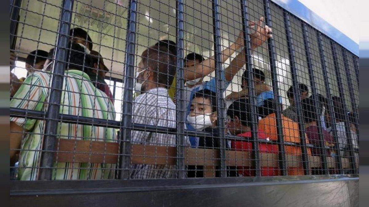 Çin toplama kamplarına aldığı Uygur Türklerinin çocuklarını yetimhanelere yerleştiriyor