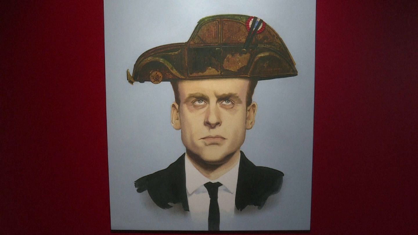 Emmanuel Macron croqué par les caricaturistes | Euronews
