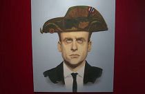 Emmanuel Macronon gúnyolódnak Svájcban