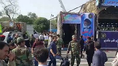 25 Tote bei Anschlag auf Militärparade im Iran
