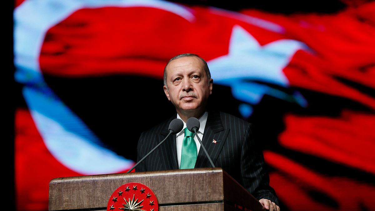 اردوغان: ترکیه با وجود تحریم آمریکا واردات گاز از ایران را ادامه می‌دهد 