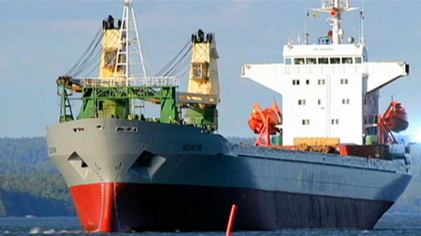 Nijeryalı korsanlar 12 gemiciyi kaçırdı Nijeryalı korsanlar 12 gemiciyi kaçırdı