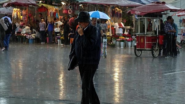 Yaşam Koşulları: En yüksek gelire sahip İstanbul aynı zamanda en fazla yoksulu olan bölgelerden Yaşam Koşulları: En yüksek gelire sahip İstanbul aynı zamanda en fazla yoksulu olan bölgelerden