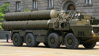 روسیه: سامانه موشکی «مدرن‌تر» اس-۳۰۰ به سوریه تحویل می‌دهیم