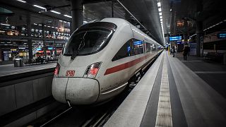 Almanya’da ‘çevre dostu’ tren hizmete girdi