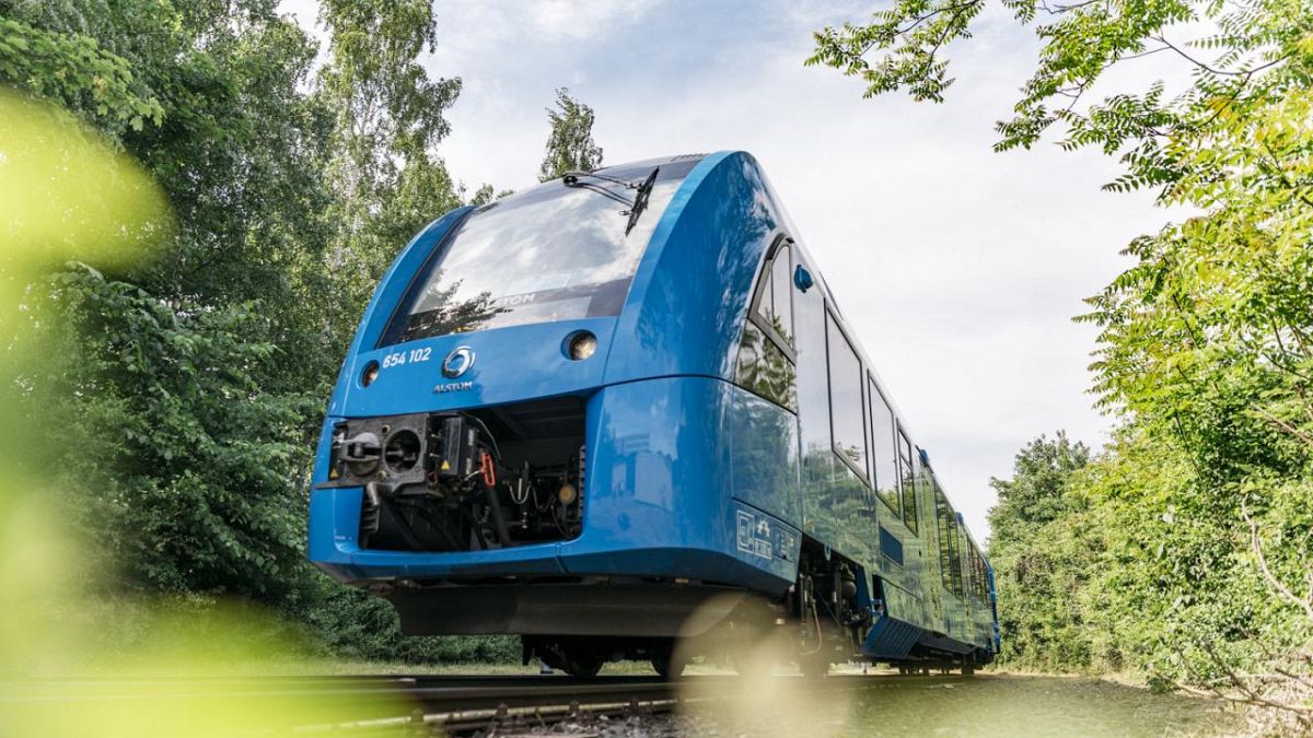 قطارات صديقة للبيئة تعمل بالهيدروجين تدخل الخدمة في ألمانيا 