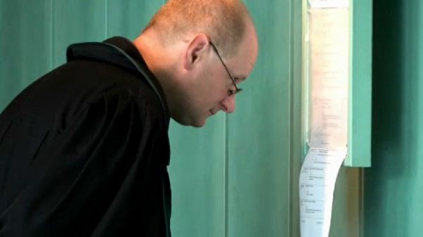ЕС защищает польских судей в суде ЕС защищает польских судей в суде