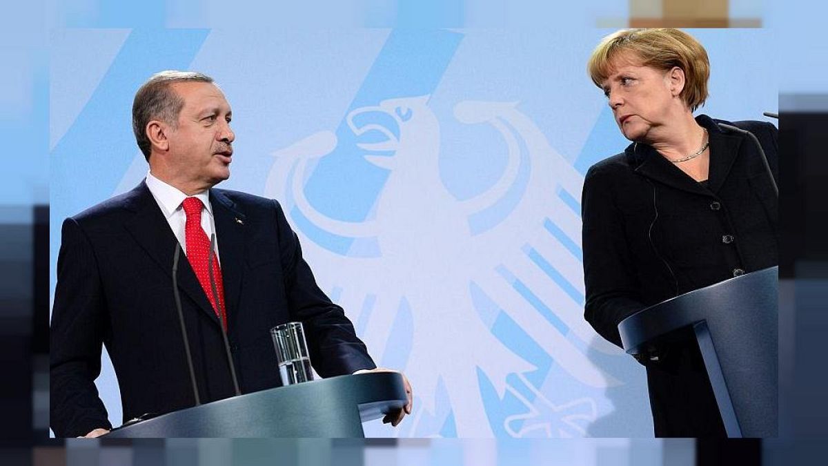 Der Spiegel: Merkel Erdoğan için verilecek yemeğe katılmıyor