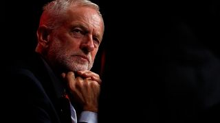 رئيس حزب العمال البريطاني جيريمي كوربن: لست معادياً للسامية