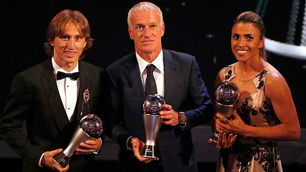 Luka Modric, Didier Deschamps e Marta entre os distinguidos pela FIFA Luka Modric, Didier Deschamps e Marta entre os distinguidos pela FIFA