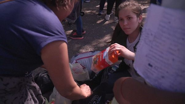 El trueque, alternativa en Argentina ante la crisis económica El trueque, alternativa en Argentina ante la crisis económica
