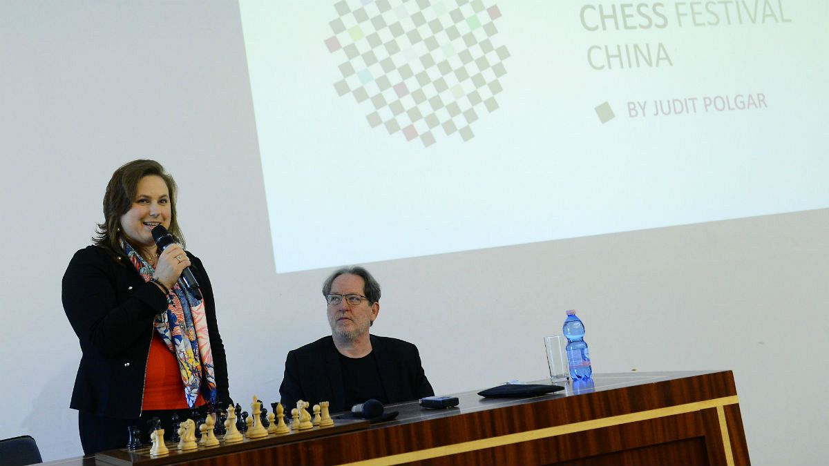 Magyar kezdeményezés szerez sakk-követőket a világban