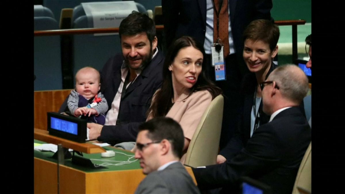 BM Genel Kurulu'na bebeğiyle katılan başbakan