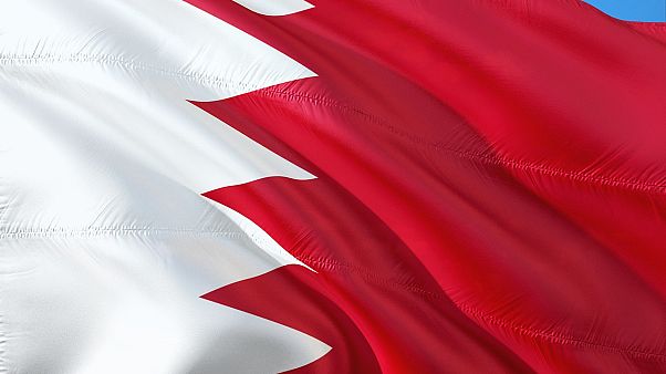 بيان: محكمة بحرينية تقضي بسجن 138 بتهم الإرهاب وإسقاط الجنسية عنهم بيان: محكمة بحرينية تقضي بسجن 138 بتهم الإرهاب وإسقاط الجنسية عنهم