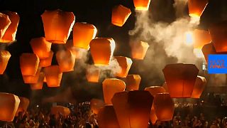 Taiwan celebrates mid-autumn sky-lantern festival