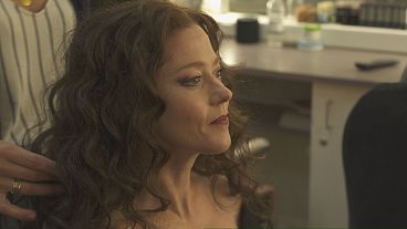 A soprano e maestrina Barbara Hannigan brilha em Paris A soprano e maestrina Barbara Hannigan brilha em Paris