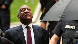 ABD'li ünlü komedyen Bill Cosby 3 ila 10 yıla kadar hapis cezası aldı
