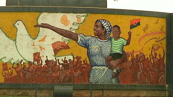 Missão do FMI está em Luanda Missão do FMI está em Luanda