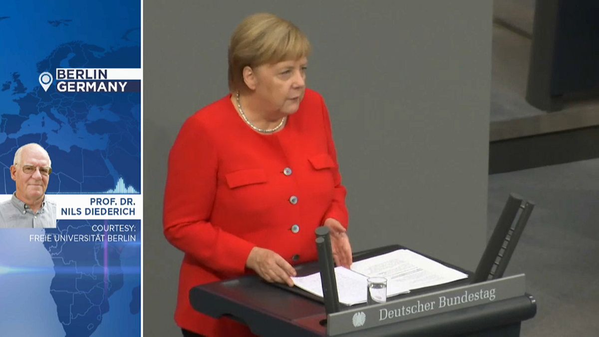 Germania: Merkel perde il suo fedelissimo e vacilla