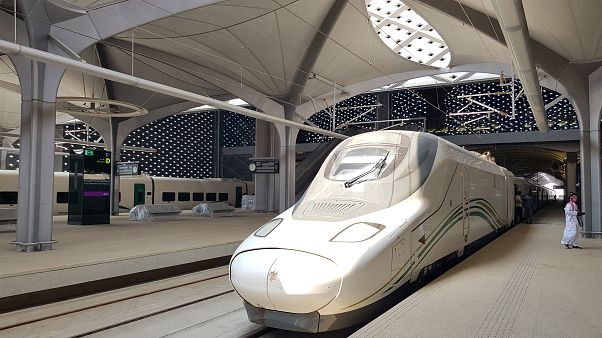 Hacılar için büyük kolaylık sağlayacak hızlı tren hattı açıldı Hacılar için büyük kolaylık sağlayacak hızlı tren hattı açıldı