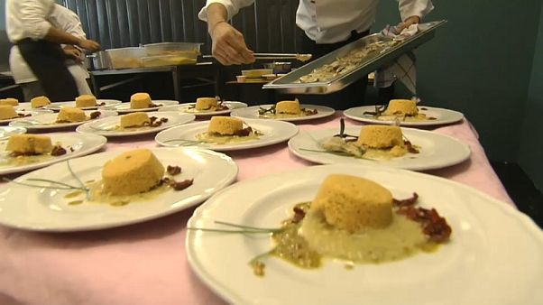 Tutti pazzi per il cous cous di San Vito Lo Capo! Tutti pazzi per il cous cous di San Vito Lo Capo!