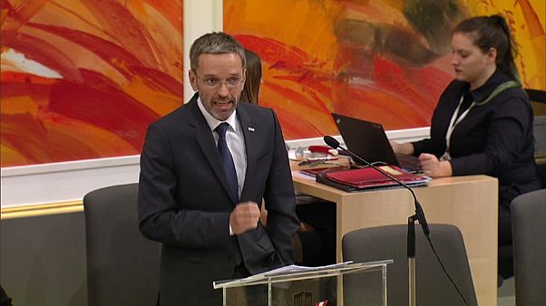 Österreichs Innenminister Herbert Kickl während seiner Rede im Parlament Österreichs Innenminister Herbert Kickl während seiner Rede im Parlament
