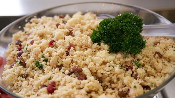 Кускус объединяет Кускус объединяет