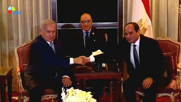 Mısır İsrail-Filistin barış görüşmelerinin yeniden başlatılması çağrısında bulundu Mısır İsrail-Filistin barış görüşmelerinin yeniden başlatılması çağrısında bulundu