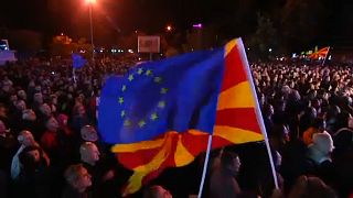 Macedónia új neve mellett tüntettek Szkopjéban
