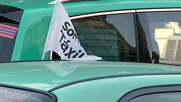 Taxistas portugueses põem fim a protesto