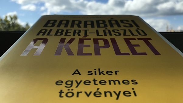 Barabási Albert-László A képlet című könyvének borítója Barabási Albert-László A képlet című könyvének borítója