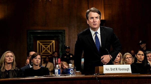 Trump'ın yargıç adayına Komisyon şartlı onay verdi: FBI soruşturma açacak Trump'ın yargıç adayına Komisyon şartlı onay verdi: FBI soruşturma açacak