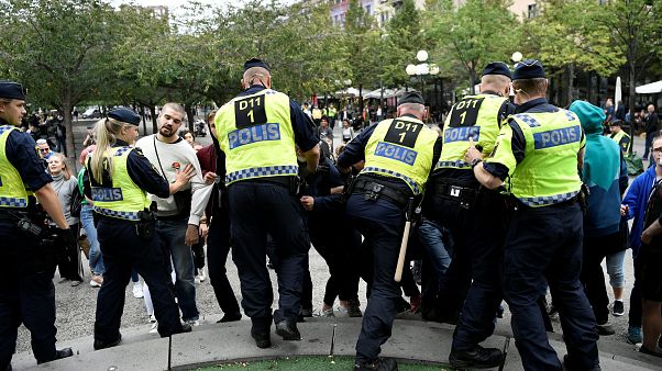 İsveç'te İslam'a hakarete hapis cezası İsveç'te İslam'a hakarete hapis cezası