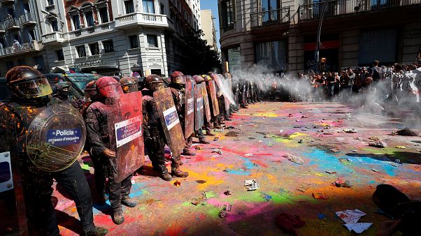 Confrontos regressam ao centro de Barcelona Confrontos regressam ao centro de Barcelona