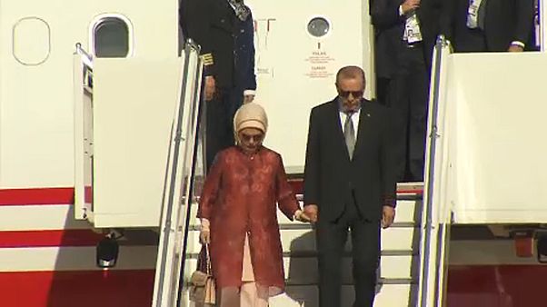 Erdogan get mixed reception in Cologne Erdogan get mixed reception in Cologne