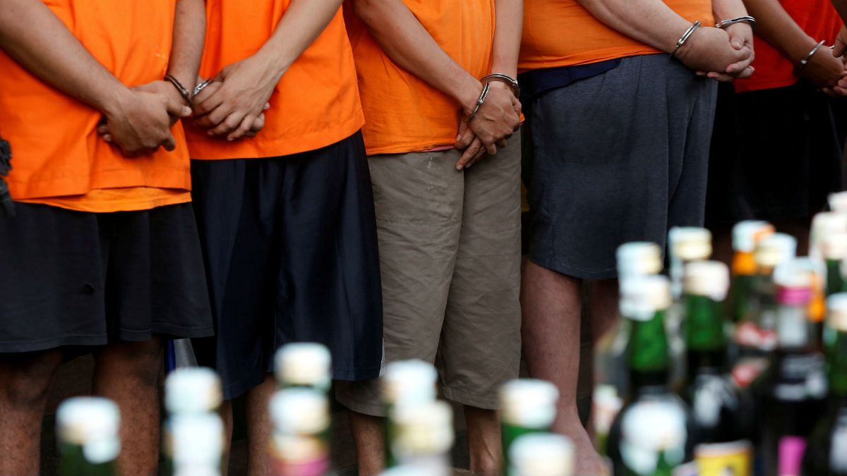 گمانه‌زنی در خصوص شمار مصرف‌کنندگان الکل در ایران