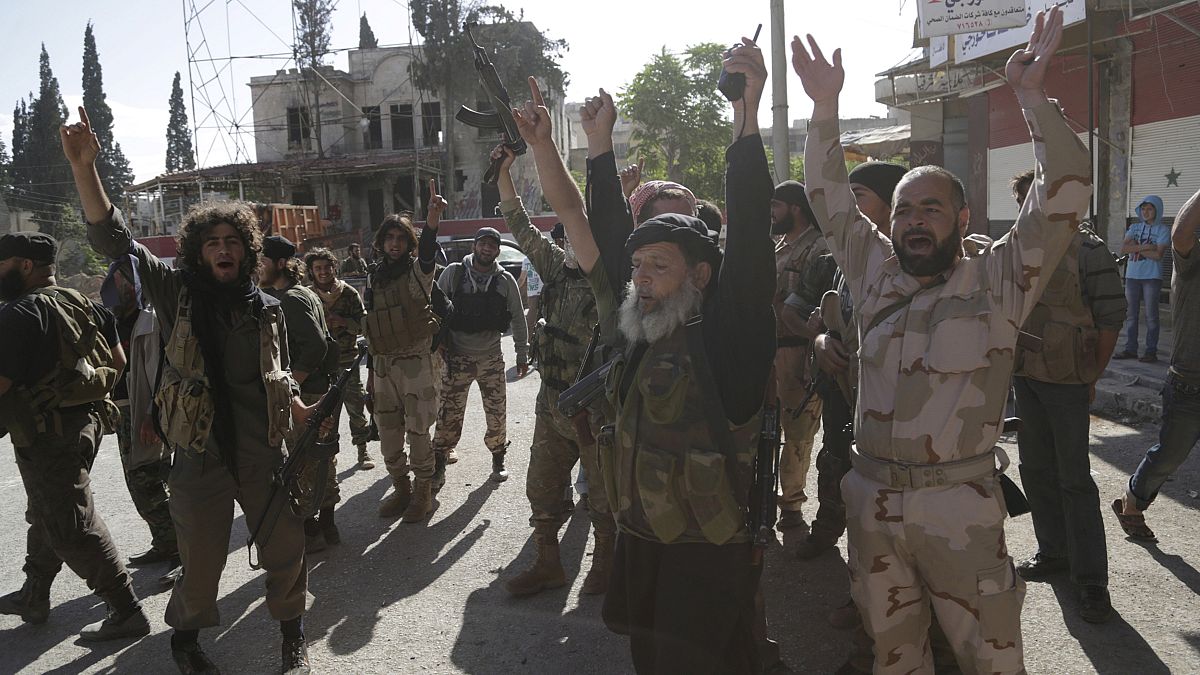 فيلق الشام أول المنسحبين بالعدة والعتاد من المنظقة منزوعة السلاح في إدلب