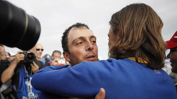 Европа завоевала "Кубок Райдера" по гольфу, обыграв американцев Европа завоевала "Кубок Райдера" по гольфу, обыграв американцев