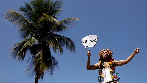 #EleNão tornou-se a mensagem viral de oposição a Jair Bolsonaro #EleNão tornou-se a mensagem viral de oposição a Jair Bolsonaro