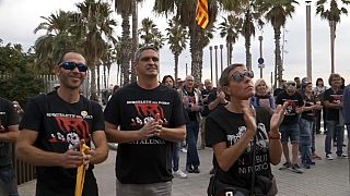 Oι Καταλανοί θυμούνται και διαδηλώνουν