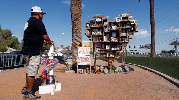 Gedenken an die Opfer des Massakers von Las Vegas Gedenken an die Opfer des Massakers von Las Vegas