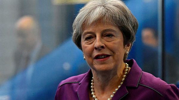 May: nem lesznek előnyben az uniós munkavállalók a brexit után May: nem lesznek előnyben az uniós munkavállalók a brexit után