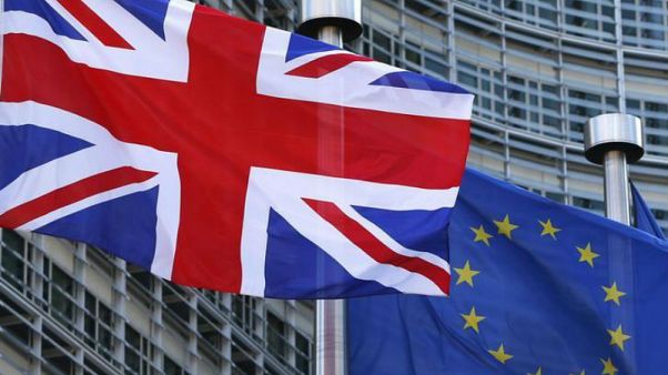 May'den yeni Brexit planı önerisi May'den yeni Brexit planı önerisi